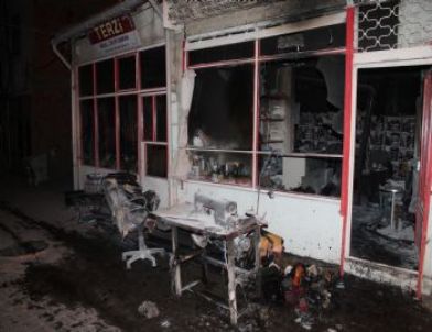 Ak Parti'li Yöneticinin İş Yeri Kundaklandı İddiası