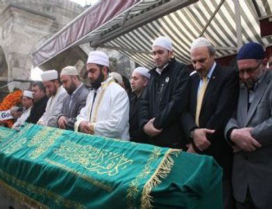 Hayrettin Atmaca Dualarla Uğurlandı