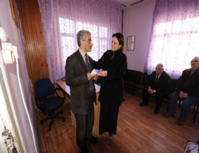 Bayan Kızılcık, Engelli Vatandaşları Yalnız Bırakmıyor