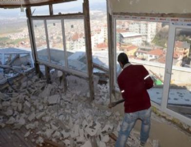 Kaçak Dubleks Yıkıldı
