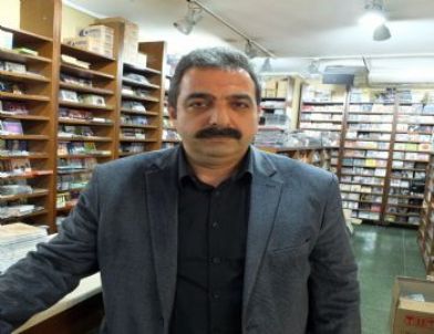 Müslüm Gürses'in Eski Albümleri Yok Satıyor