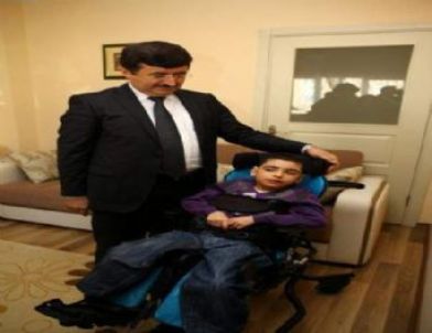 Yiğitcan’a Akülü Araç