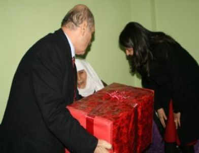 Bakan Bayraktar Van’da