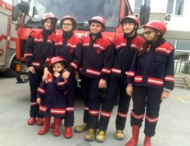 Öğrencilerin Yangın Tatbikatı Gerçeğini Aratmadı