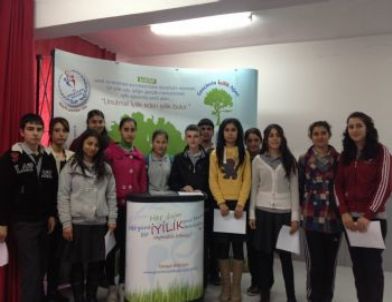 “gençlerin İyilik Ağacı” Projesi'nin Tanıtımı Tüm Hızıyla Sürüyor