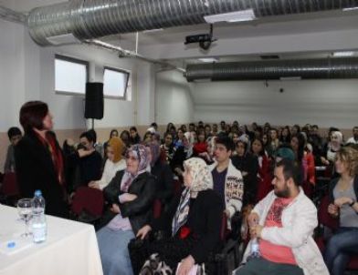 Gölyaka Myo’dan 8 Mart Dünya Kadınlar Günü Konferansı