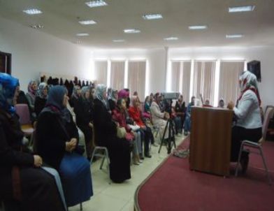 Sincan Belediyesi Kişisel Gelişim Seminerleri Vermeye Devam Ediyor