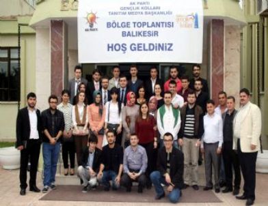 AK Parti Gençlik Kolları Marmara Bölge Toplantısı Yapıldı