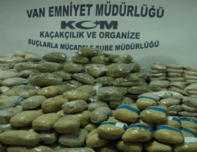 Van’da 152 Kilo Toz Esrar Ele Geçirildi