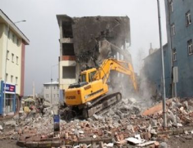 Ardahan Bir Ucubeden Daha Kurtuldu