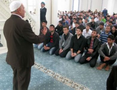 Kazada Ölen Öğrenciye Mevlit Okutuldu