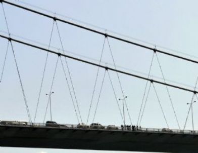 Köprüden Atlamak İsteyen Adamı Psikolog İkna Etti