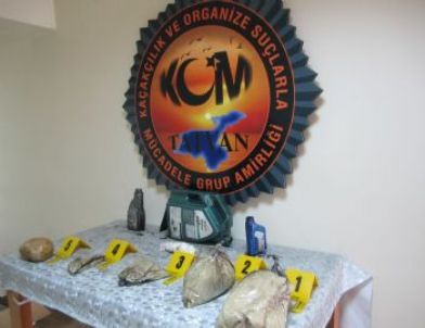 Tatvan'da 5,8 Kilo Eroin Ele Geçirildi