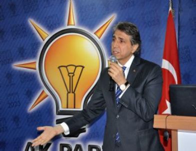Mustafa Demir, Kırıkkale'de 'siyaset Akademisi'nde Konuştu