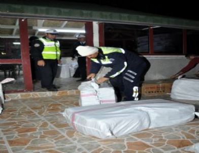 Tırda 35 Bin Paket Kaçak Sigara Çıktı