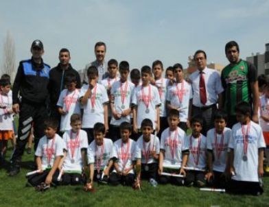 Polisin ‘yarınlar Umut Olsun’ Turnuvası Sona Erdi