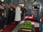 KEREM ALTUN - Vali Karaloğlu, Milletvekili Türkmenoğlu’nun Annesinin Cenazesine Katıldı