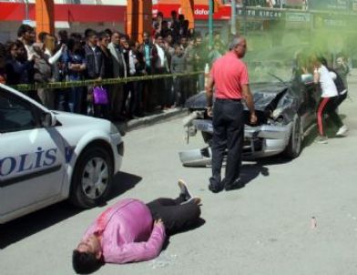 Van’da Gerçeğini Aratmayan Trafik Kazası Tatbikatı