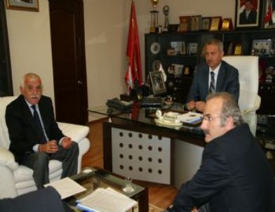 Agdaş Başkan Dişli’yi Ziyaret Etti