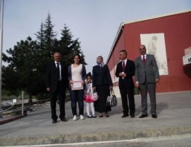 Malatya Anadolu Lisesi Başarılı Öğrencilerini Ödüllendirdi