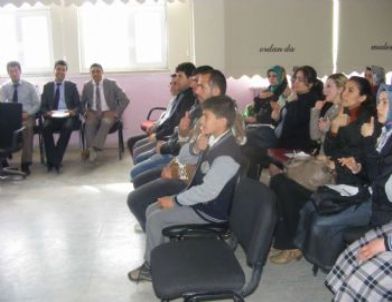 Memurlara Beden Dili Eğitimi