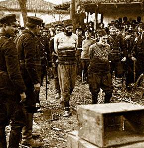 101 yıllık trajedi! Köylüler böyle asıldı...
