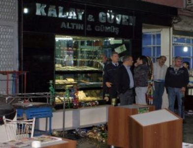Adana'da 'su'dan Silahlı Kavga: 2 Yaralı