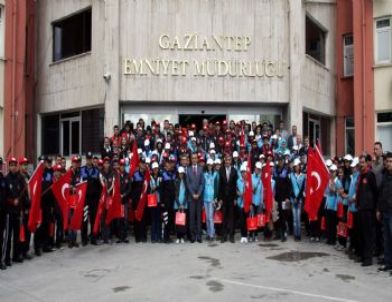 Çanakkale Yolcusu Öğrencilerden Polise Kürtçe Teşekkür