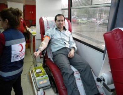 Degder ve Sıhader’den Anlamlı Bağış