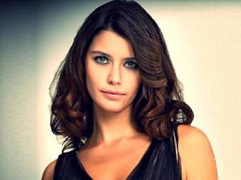 Eski Hocasından Beren'e Sitem