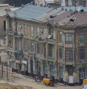 Koca binayı yoldan çekecekler!
