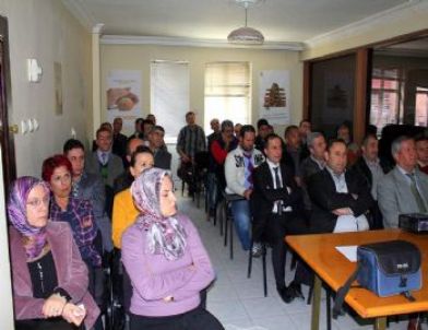 Niğdeli Lokanta ve Pastanecilere Eğitim Verildi