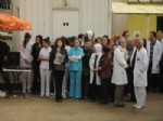 DOKTORLAR DIZISI - Orhangazi’de Sağlıkçılar Şiddeti Protesto Etti