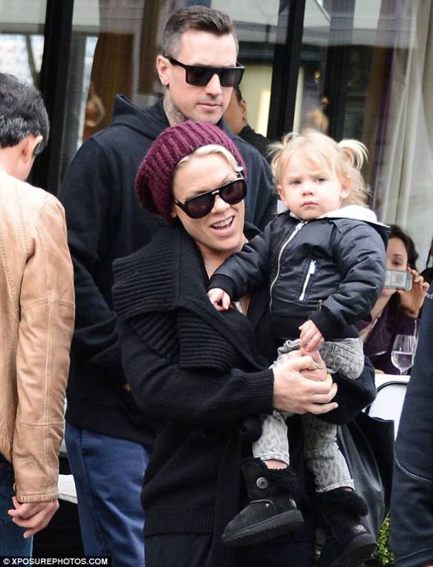 Paris'te Aile Saadeti