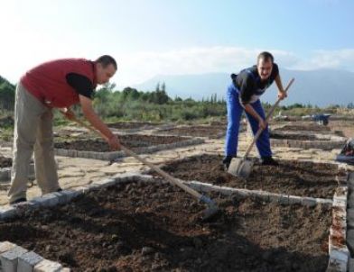 Engellilere İş Garantili Bahçıvanlık Kursu