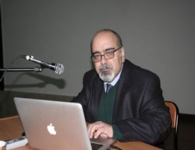 İnönü Üniversitesi'nde 'müzik Veritabanları' Konferansı