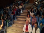 MUSTAFA ZENGİN - Üniversite Adaylarını Tiyatro Gösterisiyle Motive Ettiler