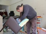 Alaplı’da, Koltuk Döşemecileri Daha Çok Kazanmaya Başladı