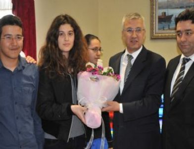 Geleceğin Hukukçularından Solmaz’a Ziyaret