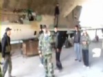 HAFıZ ESAD - Humus’ta askeri havaalanı ele geçirildi