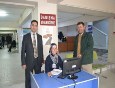 Kula Devlet Hastanesi Müdürü Akarsu'dan Randevulu Muayene Olma Çağırdı