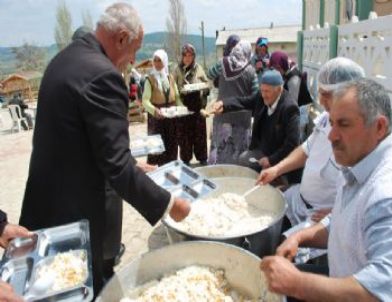 Pazarlar’da 3 Bin Kişiye Kutlu Doğum Pilavı
