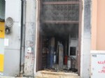 KALORİFER KAZANI - Vakıf Bank’ın Eski Binasında Yangın