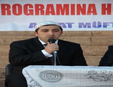 Dünya Şampiyonu Hafızlar Ahlat’ta Kur’an Ziyafeti