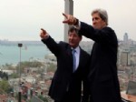 JOHN KERRY - Davutoğlu Kerry İle Çalışma Yemeğinde Bir Araya Geldi