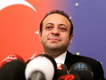 Egemen Bağış'tan T.C. yorumu