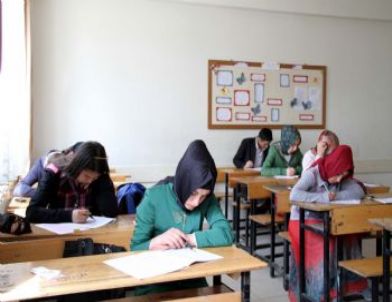 Vanlılar Efendimizin Hayatından Sınava Girdi