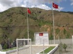 KÖY KORUCUSU - Ak Parti Diyarbakır Milletvekili Mine Lök Beyaz, Koçkar Şehitleri Anma Törenine Katıldı
