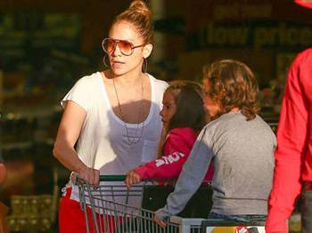 J-Lo Alışverişte
