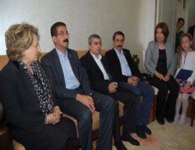 Akil İnsanlar Batman’da Mağdur Ailelerle Görüştü